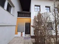 Недвижимость Четырехкомнатная квартира: 11
