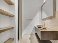 Недвижимость Квартира, 4-комнатная, Центр: 15