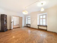Недвижимость Четырехкомнатная квартира в центре: 5