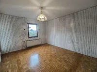 Недвижимость Трехкомнатная квартира Вич: 3