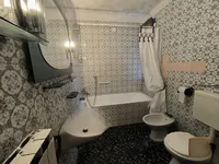 Недвижимость Трехкомнатная квартира Вич: 13