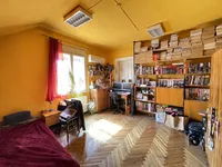 Недвижимость Трехкомнатная квартира, Шишка: 7