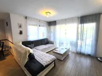 Недвижимость Three-room apartment in Koper: 1