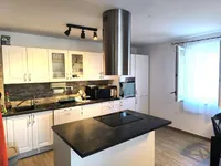 Недвижимость Three-room apartment in Koper: 3