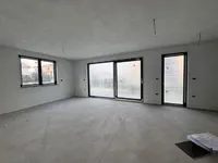 Недвижимость Four-room apartment Izola: 5