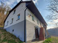 Недвижимость House in Olesche.: 1