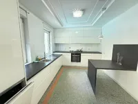 Недвижимость House with a terrace in Černuchi: 9