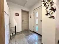 Недвижимость House 3 bedrooms for sale in Schifflange: 3