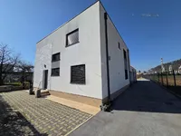 Недвижимость House, Podgorica: 1