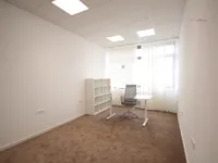 Недвижимость Коммерческое помещение: 3