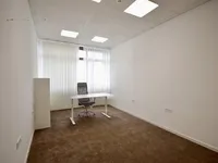 Недвижимость Коммерческое помещение: 4