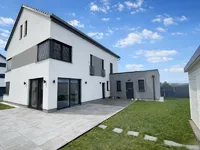 Недвижимость House 4 bedrooms for sale in Wiltz: 1