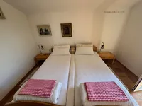 Недвижимость Two-room apartment with a sea view: 11
