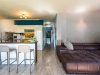 Недвижимость Apartment with a large terrace: 3