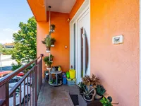 Недвижимость Apartment with a large terrace: 19