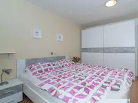 Недвижимость Three-room apartment in Piran: 16