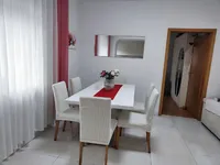 Недвижимость Three-room apartment on Poveshka Street: 3