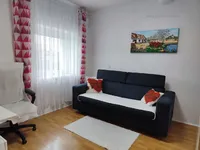 Недвижимость Three-room apartment on Poveshka Street: 6