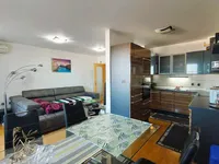 Недвижимость Three-room apartment Koper: 6