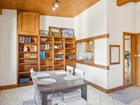 Недвижимость Apartment 5 rooms: 3