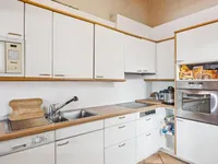Недвижимость Apartment 5 rooms: 4