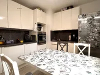Недвижимость Apartment with 2.5 rooms, Koper: 2