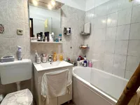 Недвижимость Apartment with 2.5 rooms, Koper: 10
