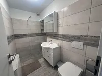 Недвижимость Three-room apartment Izola: 20