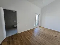 Недвижимость Four-room apartment Isola Residence Momento: 5