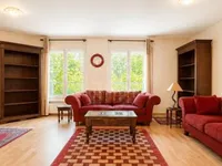 Недвижимость Apartment 4 rooms: 2