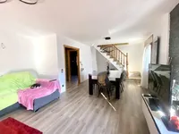 Недвижимость Discover this magnificent chalet in a peaceful mountain area: 3