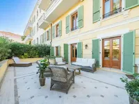 Недвижимость Villa République Cannes: 17