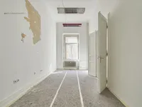 Недвижимость Офис в центре Любляны: 3