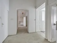 Недвижимость Офис в центре Любляны: 8