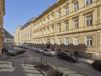 Недвижимость Офис в центре Любляны: 9