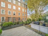 Недвижимость Redcliffe Square: 8