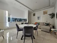 Недвижимость Villa République Cannes: 1