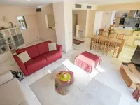 Недвижимость Villa Croix des Gardes: 2
