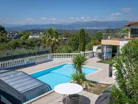 Недвижимость Villa Croix des Gardes: 10