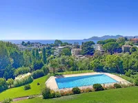 Недвижимость Villa Croix des Gardes: 1