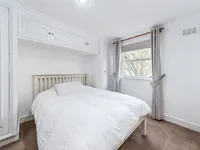 Недвижимость Finborough Road: 9