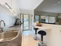 Недвижимость Property Type: Apartment  
Location: Cannes, Centre-ville  

Apartment Cannes Centre: 8