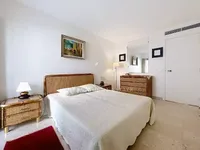 Недвижимость Property Type: Apartment  
Location: Cannes, Centre-ville  

Apartment Cannes Centre: 10