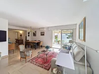 Недвижимость Villa Pointe Croisette: 3