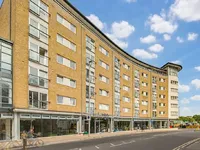 Недвижимость Omega Building, Smugglers Way: 7
