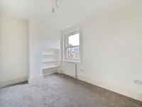 Недвижимость Huguenot Place: 2