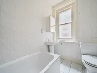 Недвижимость Huguenot Place: 6