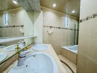 Недвижимость House Carnot: 10
