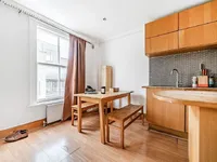 Недвижимость Malvern Road, Queen's Park: 4