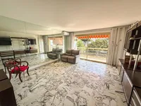 Недвижимость Villa Petit Juas: 10